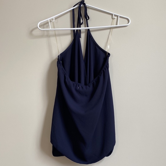 Halter top - Picture 2 of 3